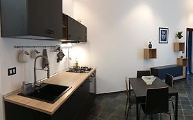 Locazione breve in pieno centro Blue House